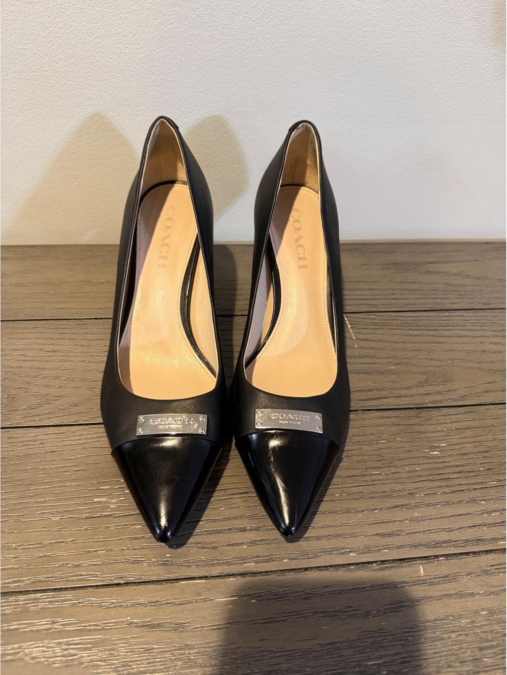 Coach Black Leather Kitten Heel Pumps Size 8.5